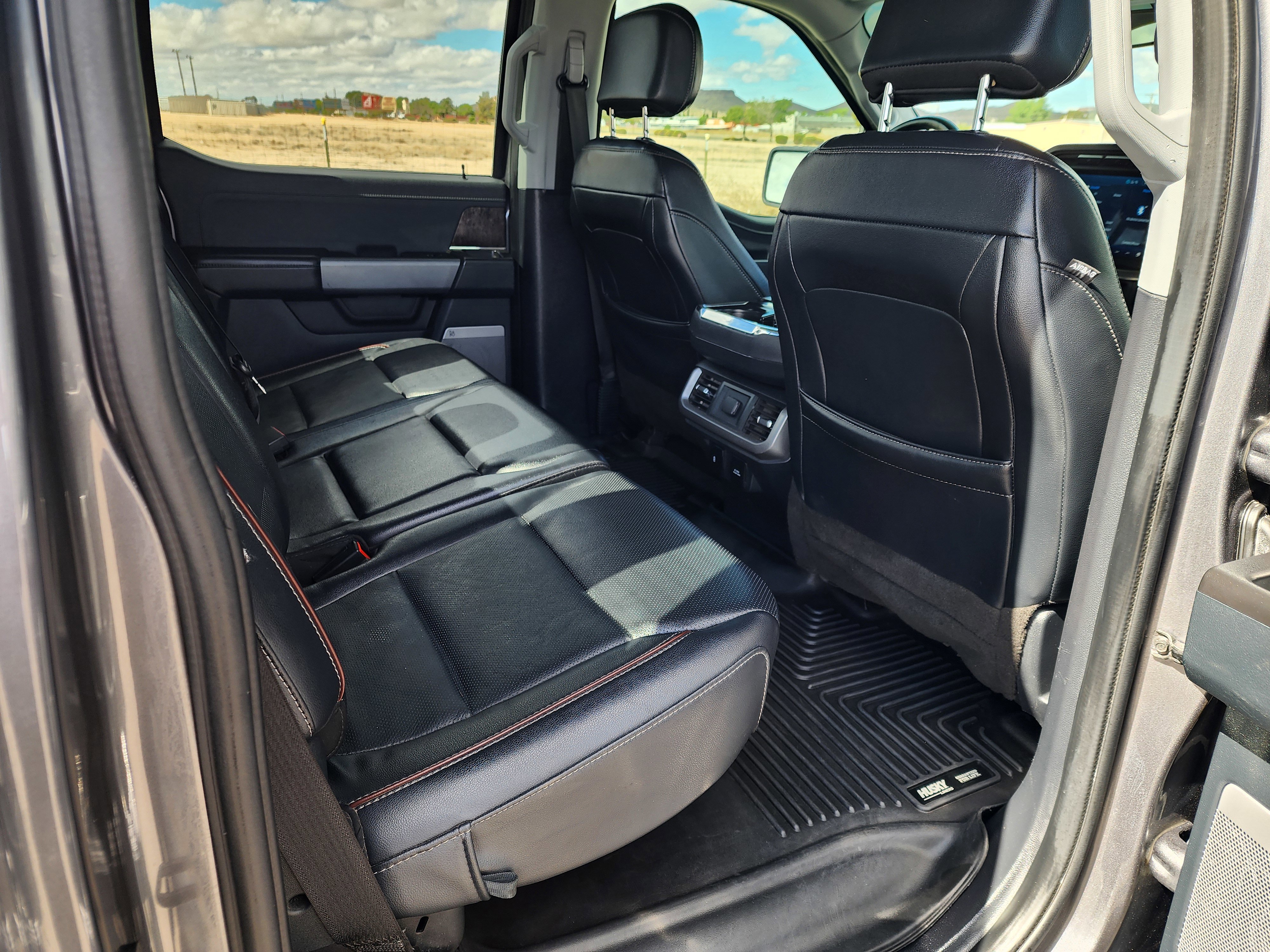 Used 2023 Ford F150 Lariat AWD/4WD image 17