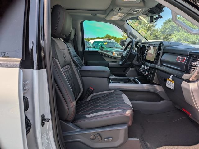 New 2026 Ford F250 Lariat w/ Black Appearance Package AWD/4WD image 32