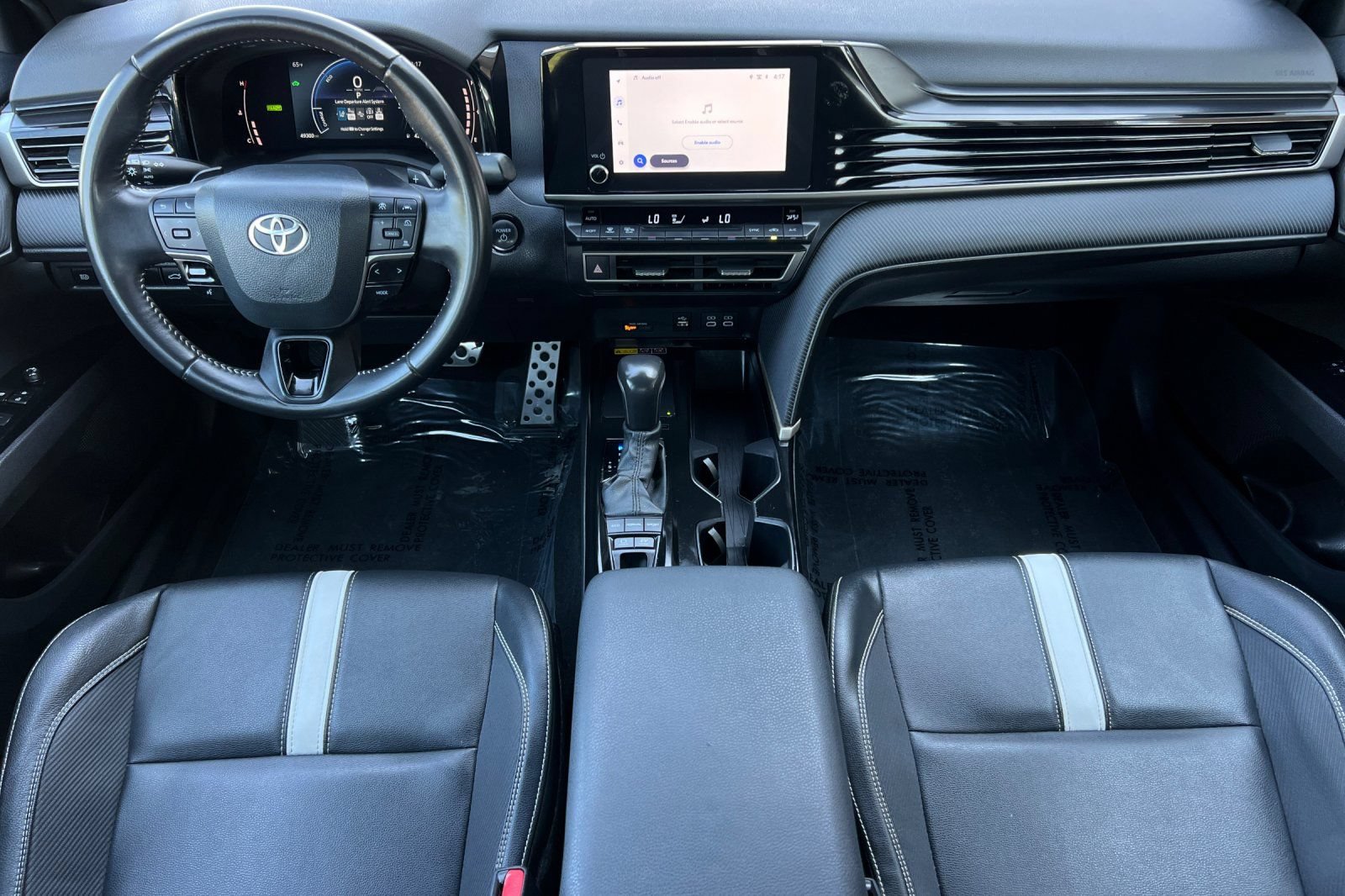 Certified 2025 Toyota Camry SE FWD image 16