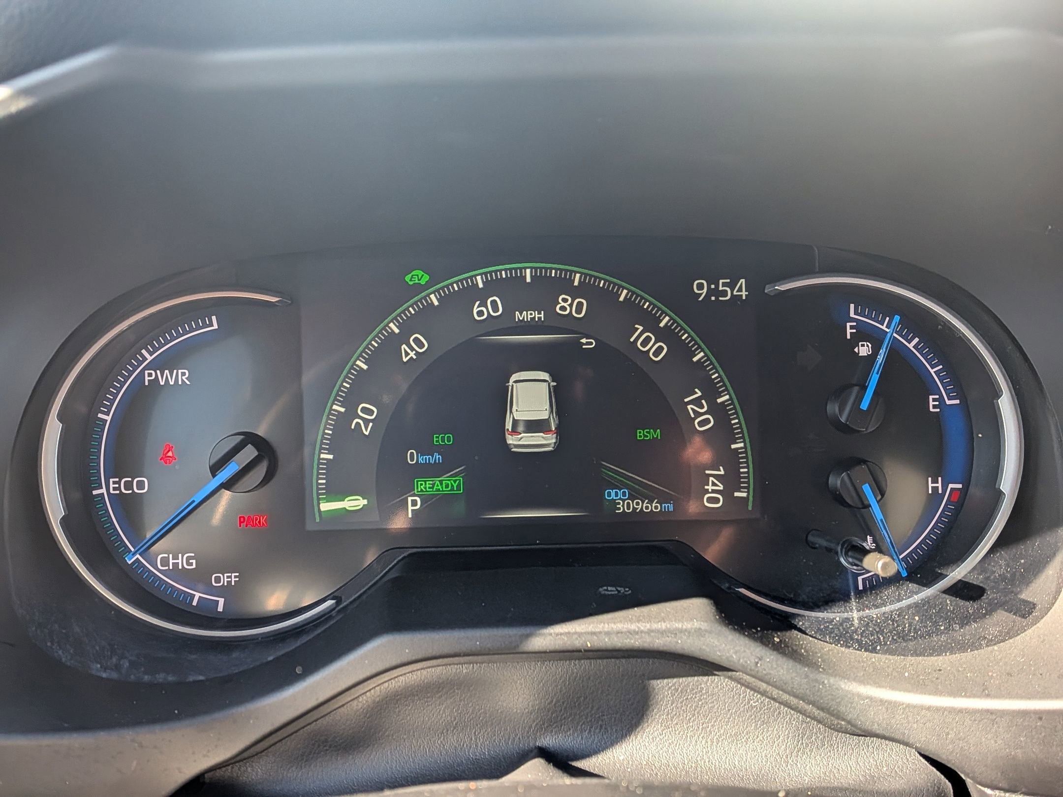 Used 2025 Toyota RAV4 XLE image 24