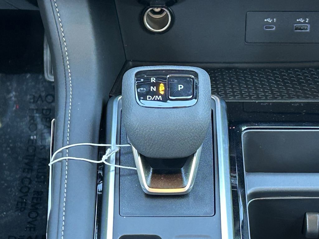 New 2025 Nissan Pathfinder SV image 15