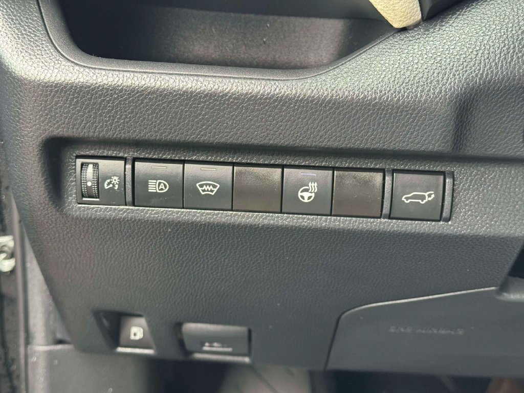 Used 2024 Toyota RAV4 XLE Premium w/ Weather Package AWD/4WD image 21