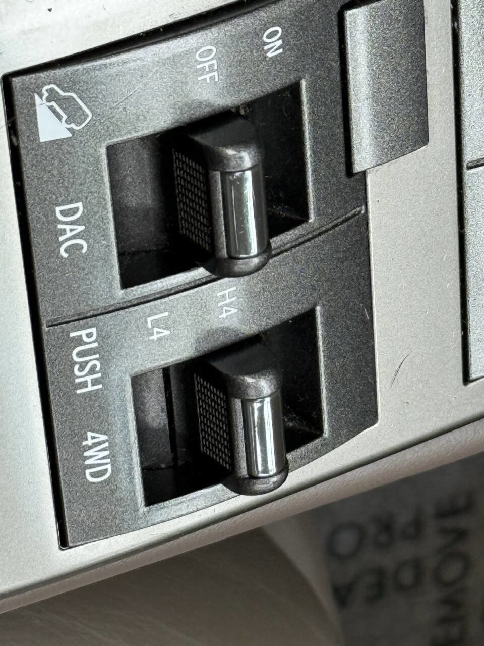 Used 2011 Lexus GX 460 image 11