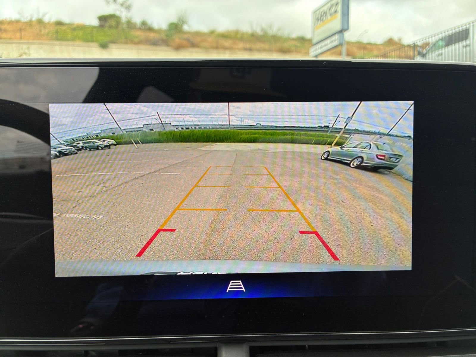 Used 2025 Chevrolet Trax LT w/ LT Convenience Package FWD image 22