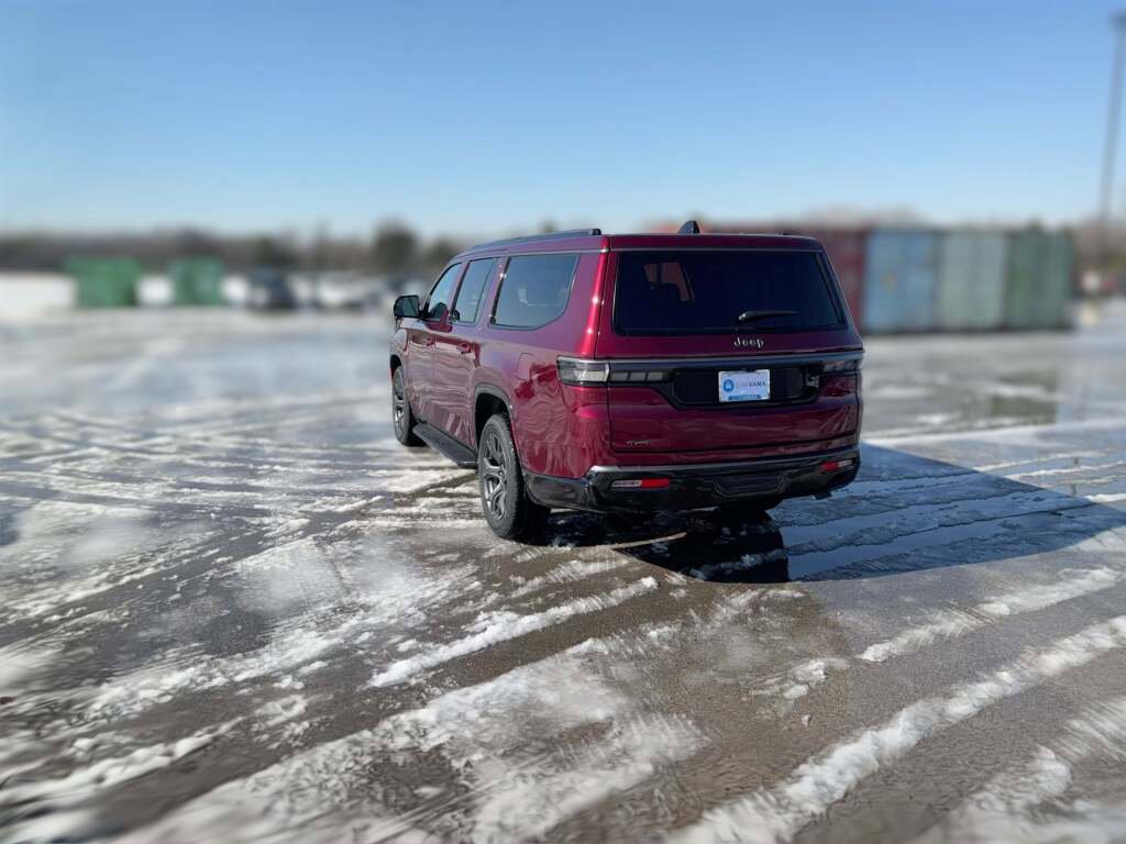 New 2026 Jeep Grand Wagoneer L Limited image 9