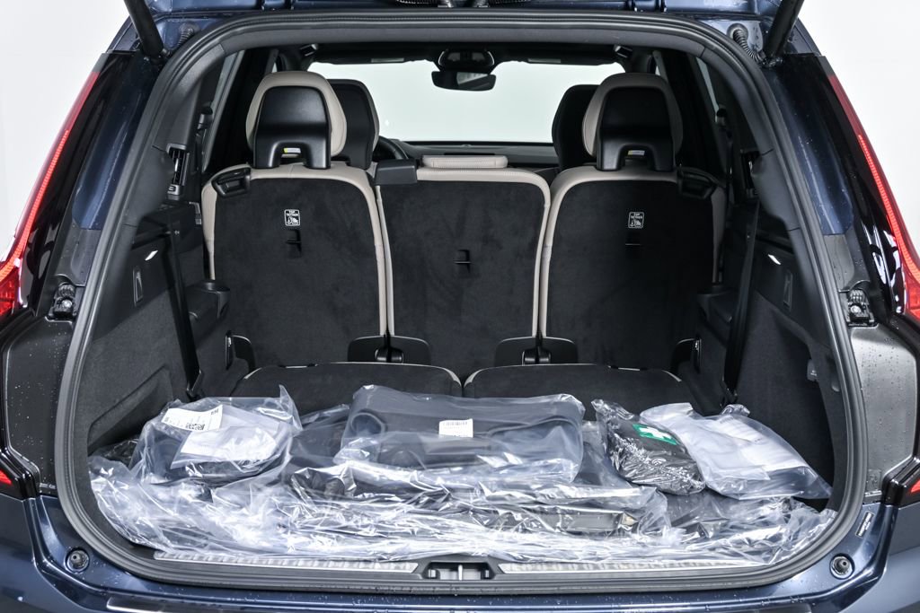 New 2026 Volvo XC90 T8 Ultra w/ Protection Package Premier image 31