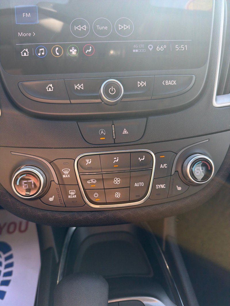 Used 2024 Chevrolet Malibu LT FWD image 16