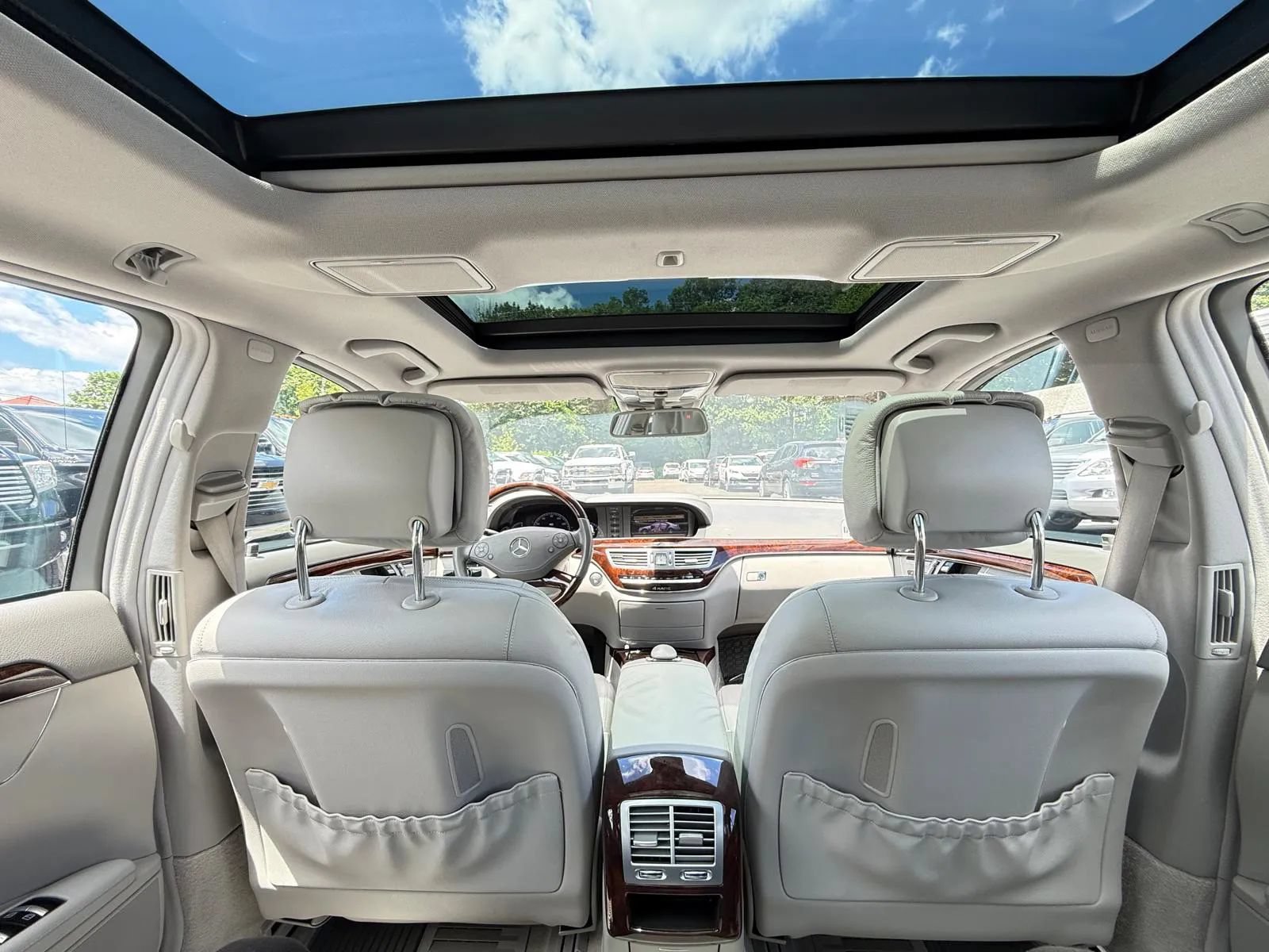 Used 2013 Mercedes-Benz S 550 4MATIC image 12