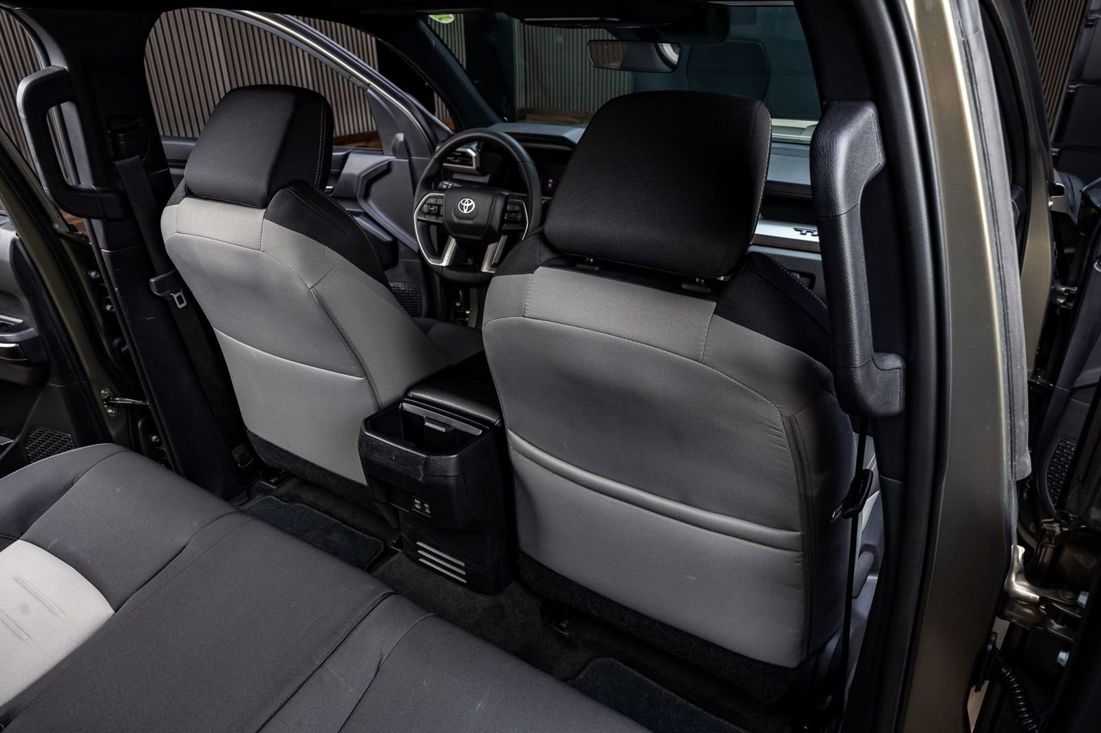 Used 2025 Toyota Tacoma TRD Sport AWD/4WD image 30