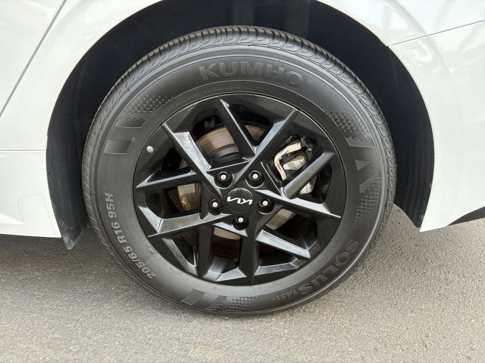 Used 2025 Kia K5 LXS image 29