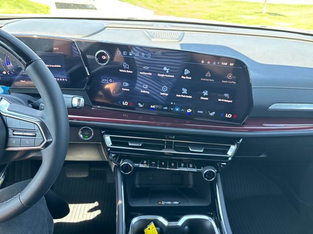 New 2026 Chevrolet Traverse Z71 w/ Enhanced Driving Package AWD/4WD image 18