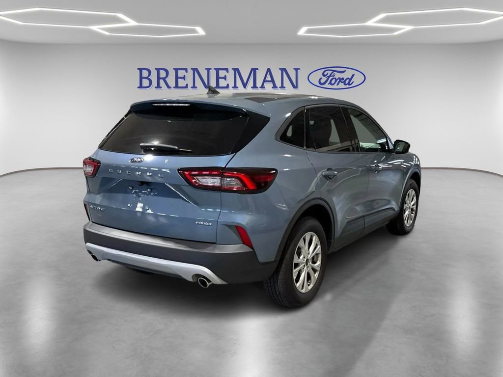 Used 2025 Ford Escape Active image 5