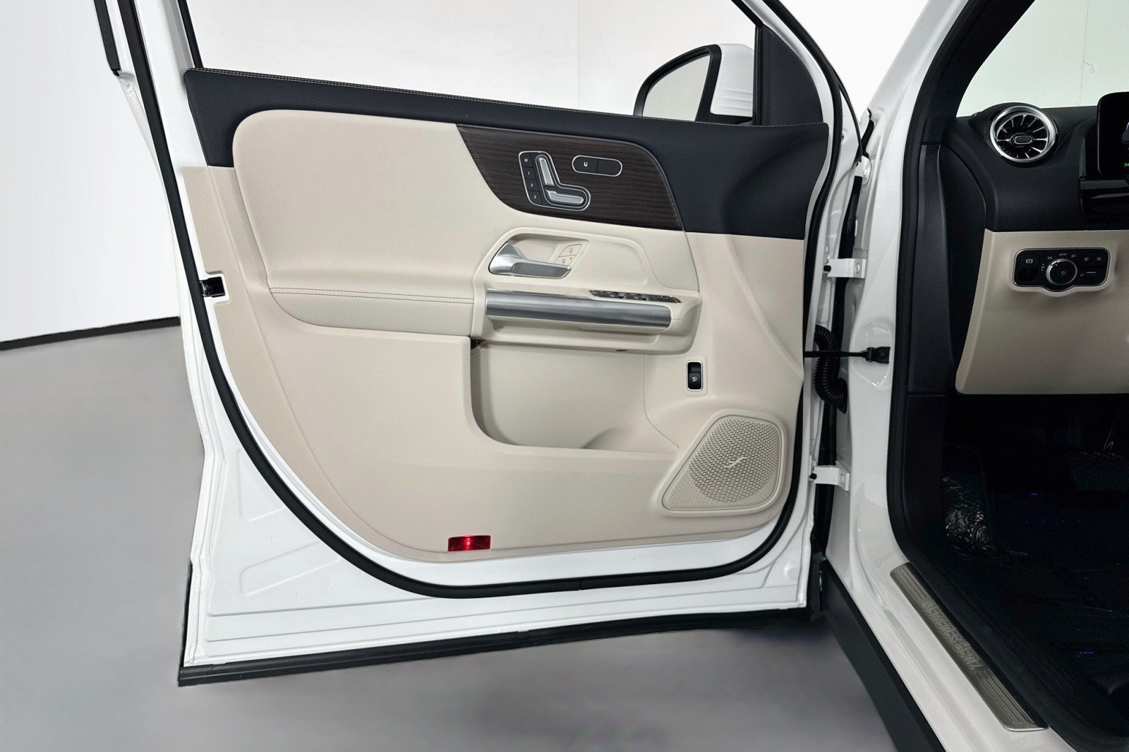 Certified 2026 Mercedes-Benz GLA 250 image 23