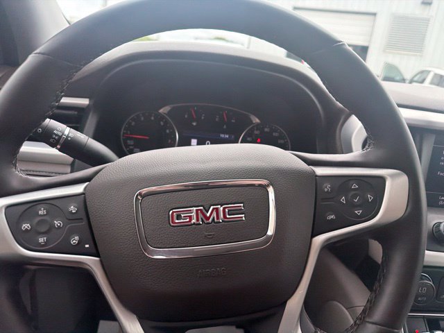 Used 2023 GMC Acadia SLT w/ Preferred Package FWD image 13