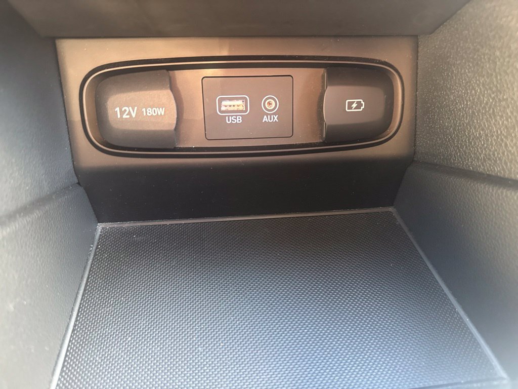 Used 2019 Hyundai Santa Fe SEL FWD image 15