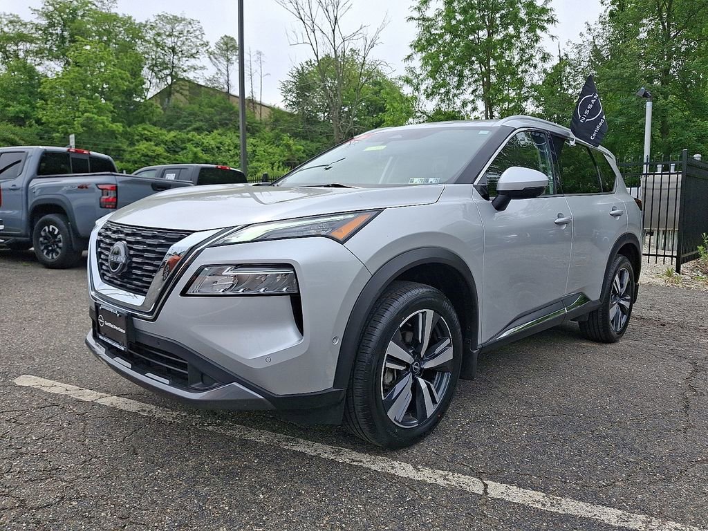 Certified 2023 Nissan Rogue SL w/ SL Premium Package image 4