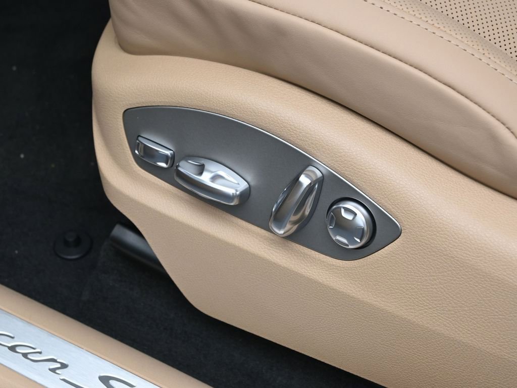 New 2026 Porsche Macan S image 15