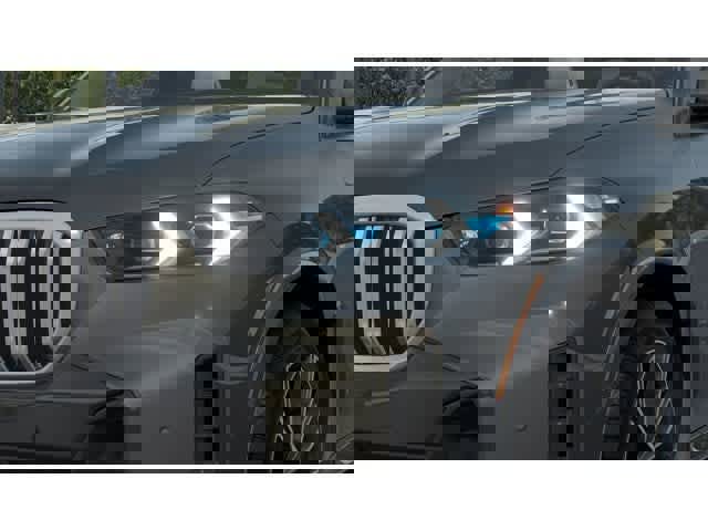 Used 2026 BMW X5 xDrive40i w/ M Sport Package image 6