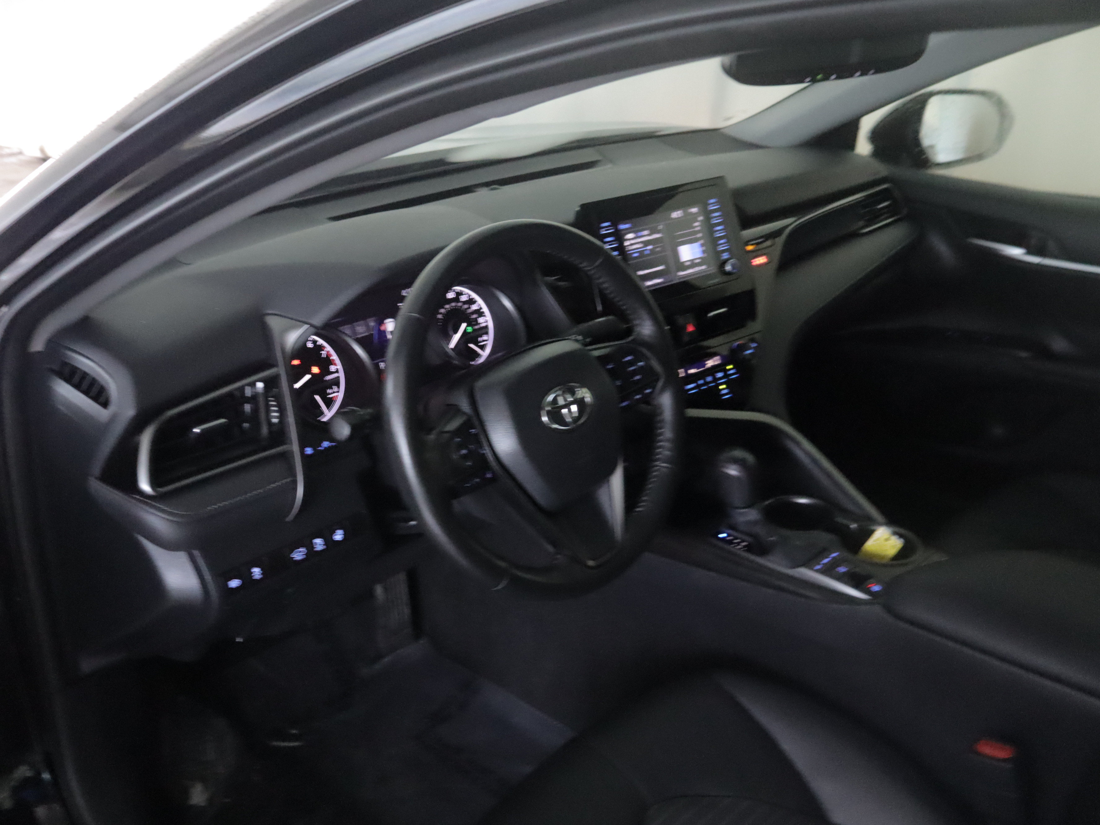 Used 2024 Toyota Camry SE w/ Cold Weather Package AWD/4WD image 11