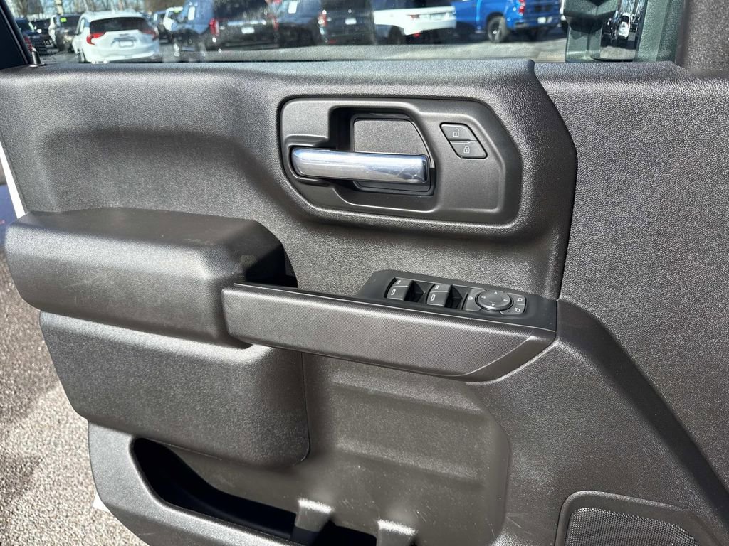 Used 2023 Chevrolet Silverado 2500 Custom w/ Custom Value Package image 16
