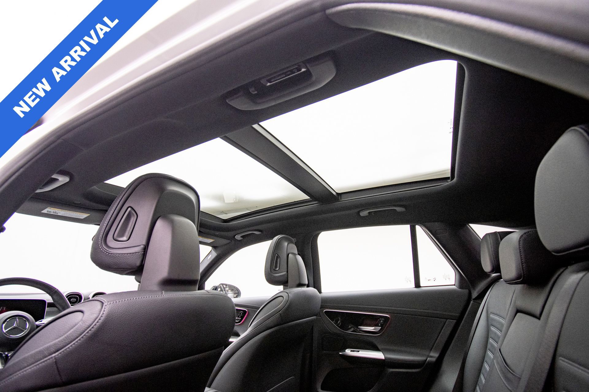 Used 2025 Mercedes-Benz GLC 43 AMG 4MATIC image 24