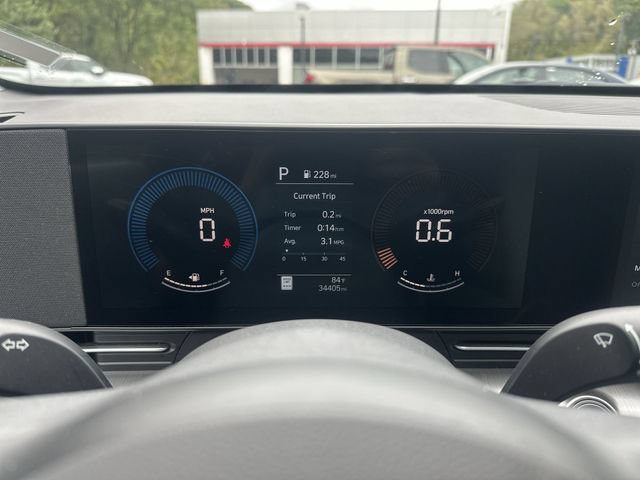 Used 2025 Hyundai Kona SEL AWD/4WD image 12