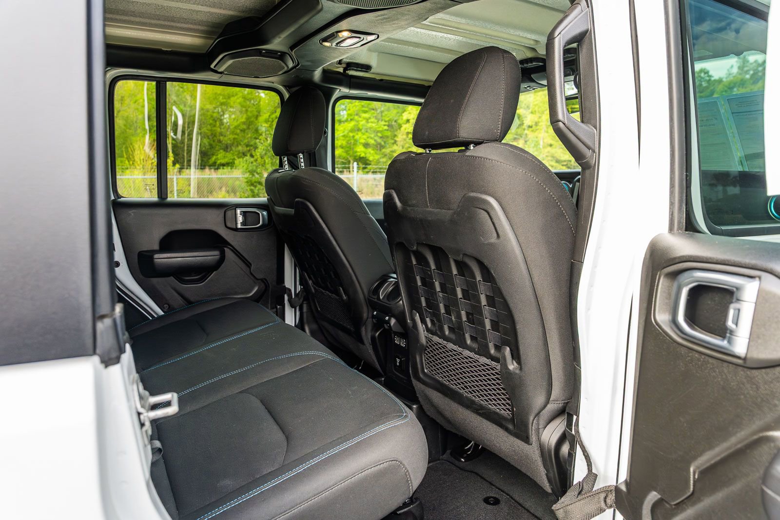 Used 2022 Jeep Wrangler Unlimited Rubicon 4xe image 13