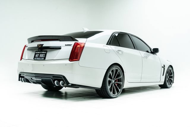 Used 2018 Cadillac CTS V w/ Carbon Fiber Package RWD image 12
