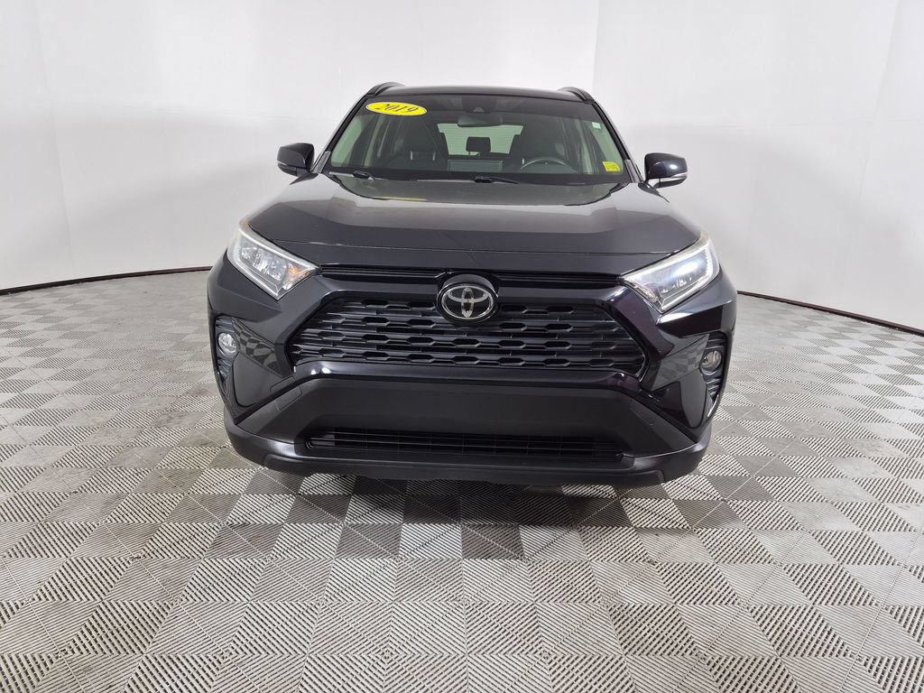Used 2019 Toyota RAV4 XLE w/ Carpet Mat Package AWD/4WD image 8