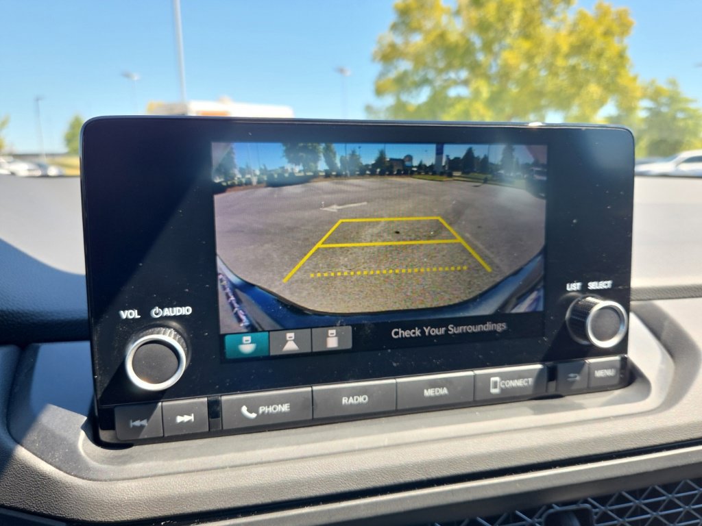 Used 2023 Honda Accord LX image 48