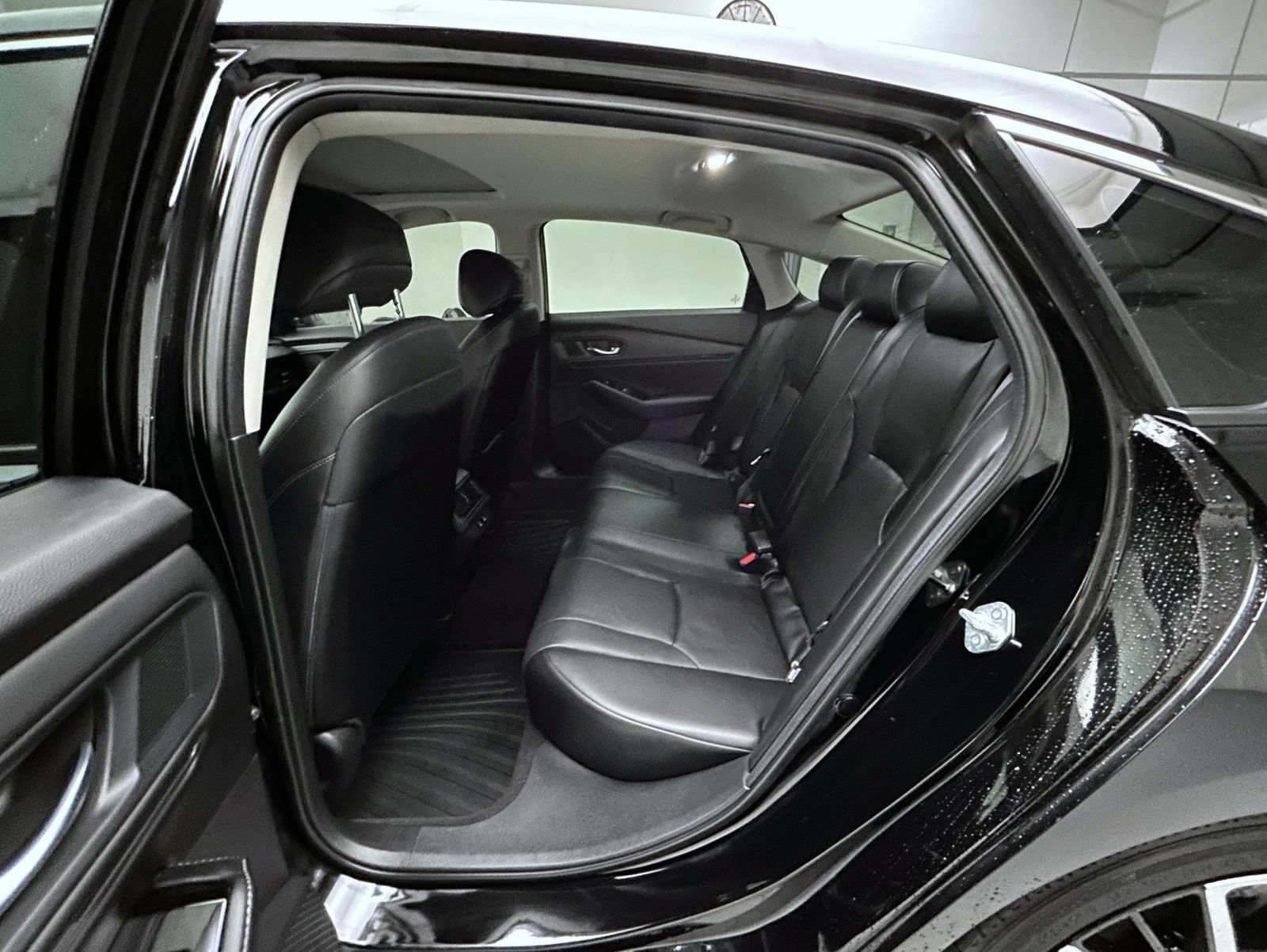 Used 2024 Honda Accord Touring image 19