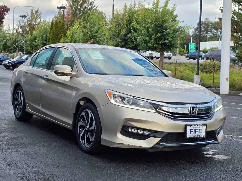 Certified 2017 Honda Accord EX-L image 7