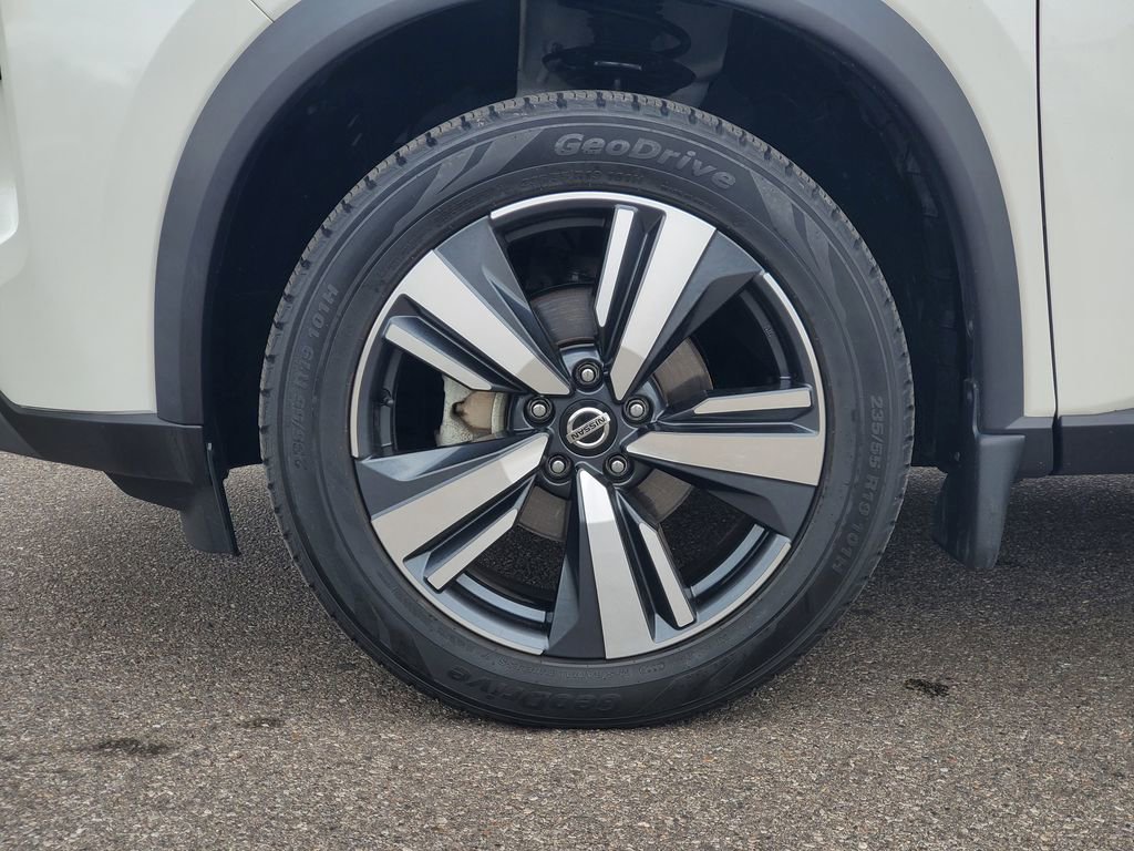 Used 2021 Nissan Rogue SL w/ Premium Package AWD/4WD image 6