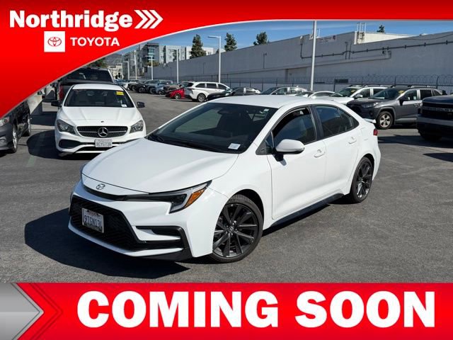 Used 2025 Toyota Corolla SE w/ Convenience Package image 1