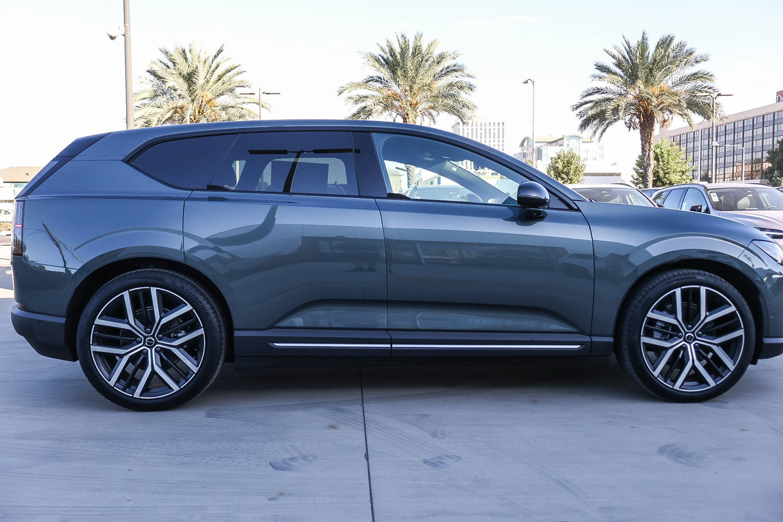 New 2027 Volvo EX60 Ultra AWD/4WD image 4