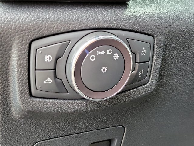 Certified 2019 Ford F150 XLT w/ Equipment Group 302A Luxury AWD/4WD image 14