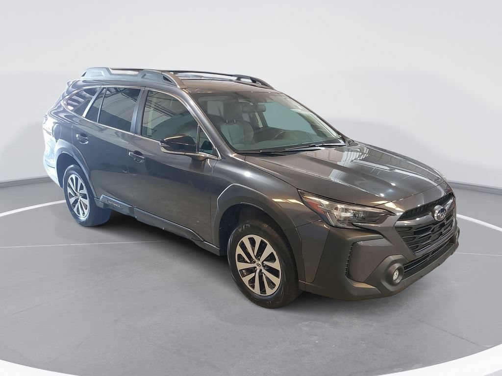 Used 2024 Subaru Outback Premium AWD/4WD image 3
