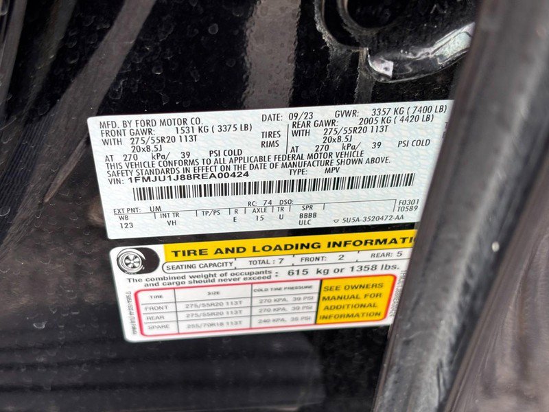 Used 2024 Ford Expedition XLT image 27