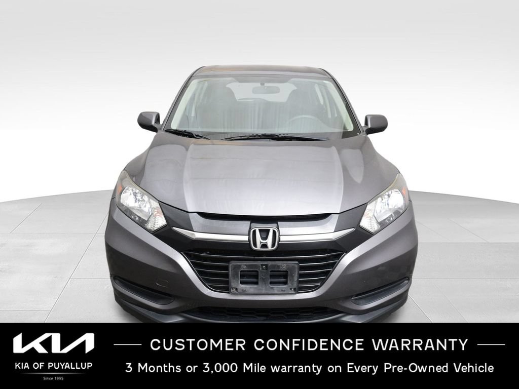 Used 2018 Honda HR-V LX image 2