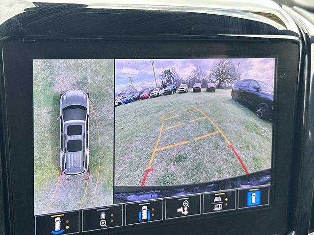 Used 2023 Chevrolet Traverse RS w/ LPO, Floor Liner Package image 36