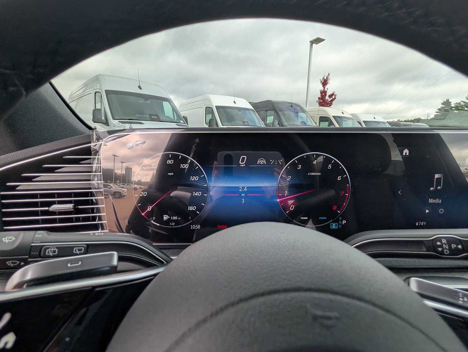 New 2026 Mercedes-Benz GLE 580 4MATIC image 9