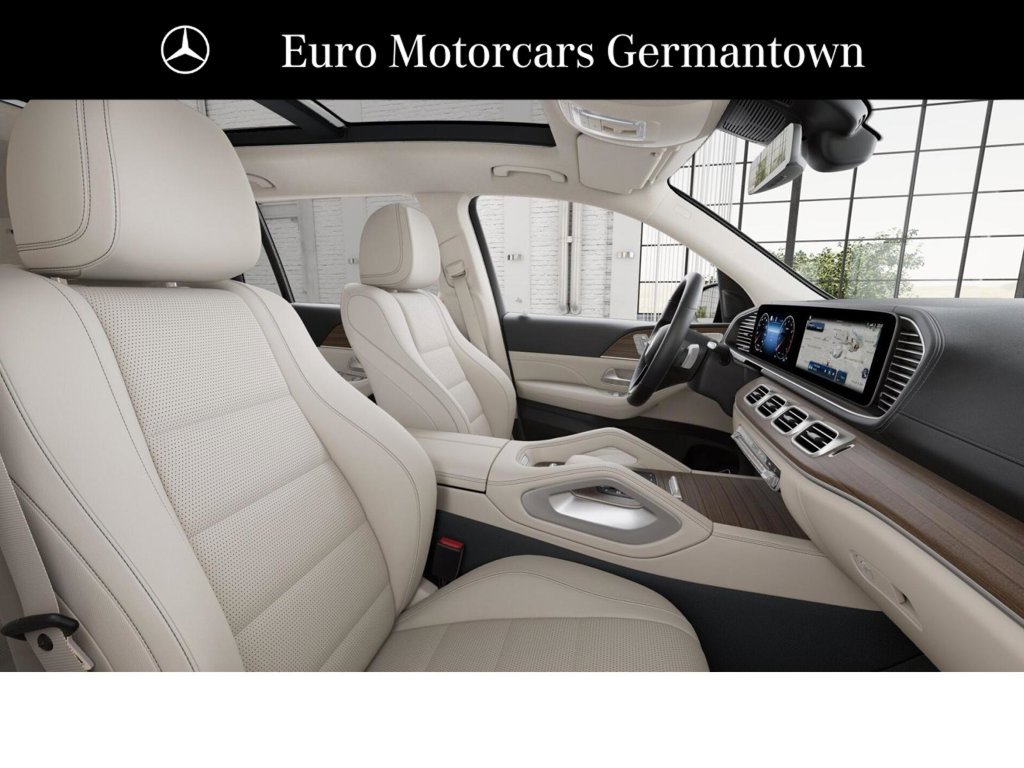 New 2026 Mercedes-Benz GLS 450 4MATIC image 4