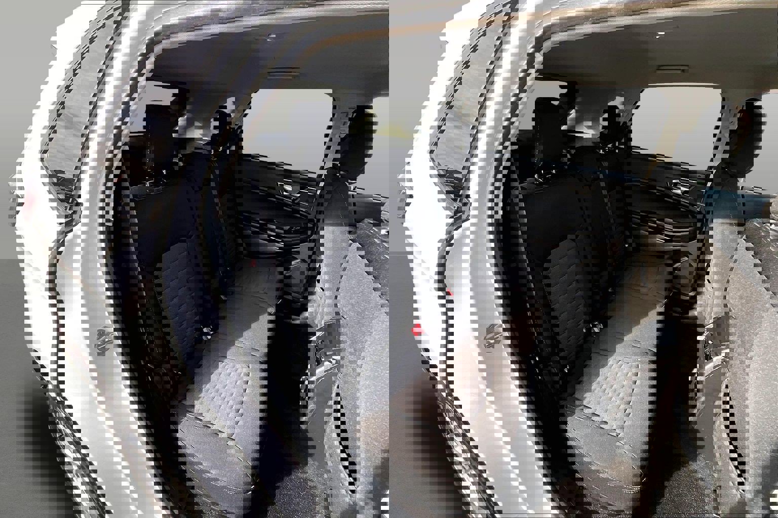 Used 2020 Ford Edge SE image 26