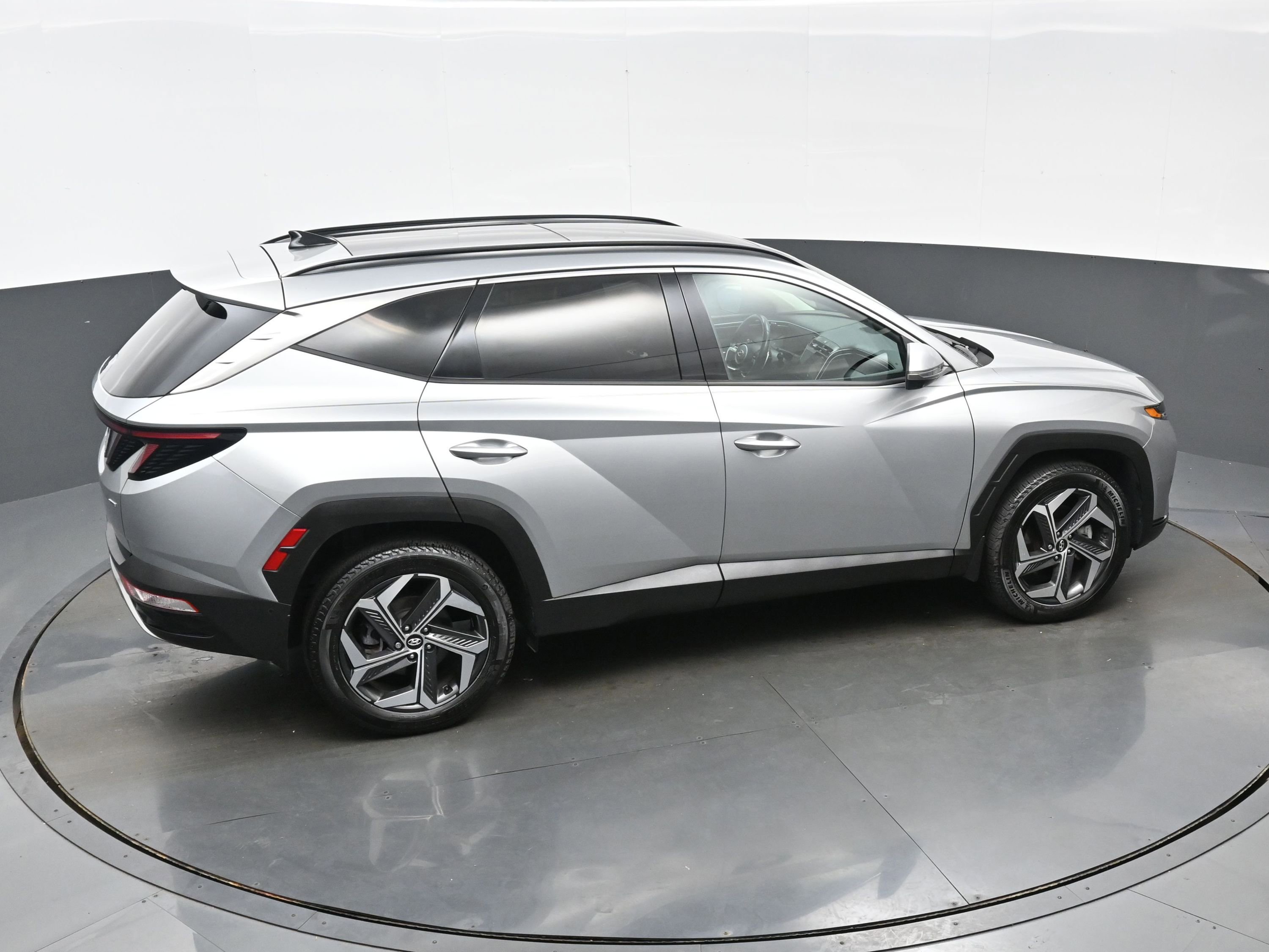 Used 2024 Hyundai Tucson Limited AWD/4WD image 49