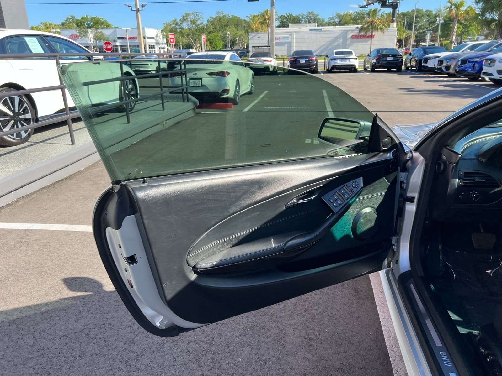 Used 2008 BMW 650i Convertible image 21