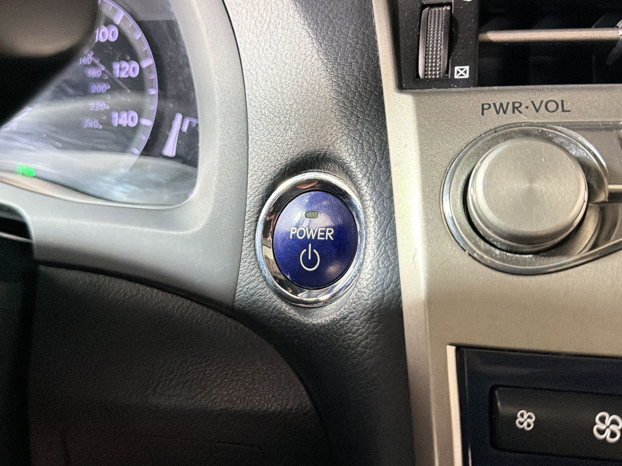Used 2015 Lexus RX 450h FWD image 27