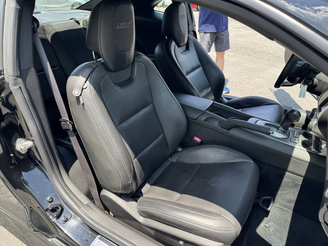 Used 2010 Chevrolet Camaro SS image 8