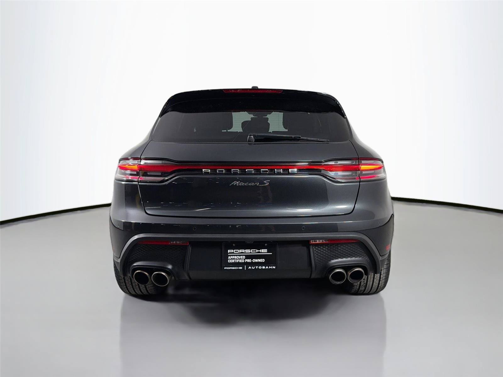 Certified 2023 Porsche Macan S AWD/4WD image 6