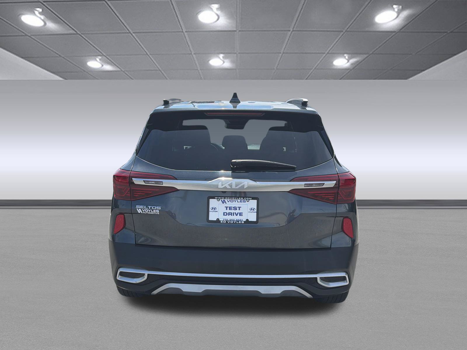 Used 2023 Kia Seltos S w/ Navigation Package FWD image 8