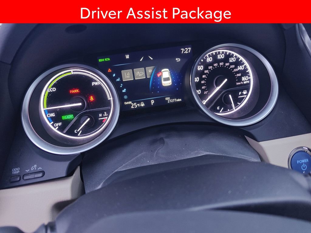 Used 2023 Toyota Camry XLE w/ Navigation Package image 9